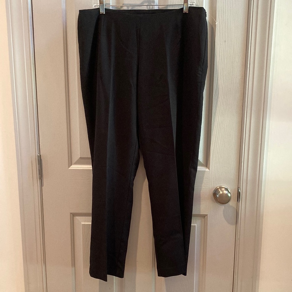 EUC Little Black Pant made with Fitlogic